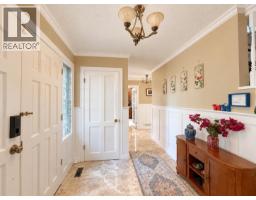 2718 Byron Place, North Vancouver, BC V7H2K8 Photo 14