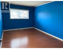 21170 Dewdney Trunk Rd, Maple Ridge, BC V2X3E9 Photo 7