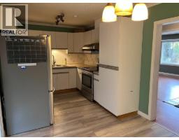 21170 Dewdney Trunk Rd, Maple Ridge, BC V2X3E9 Photo 8