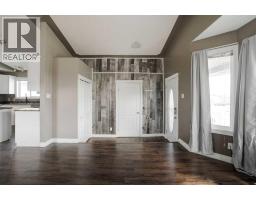 Living room - 165 Balsam Way, Fort Mcmurray, AB T9K0H7 Photo 8