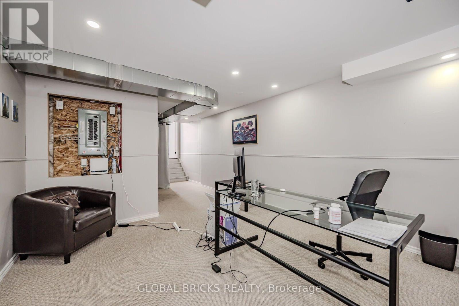 40 Crafter Crescent, Hamilton, ON photo 28