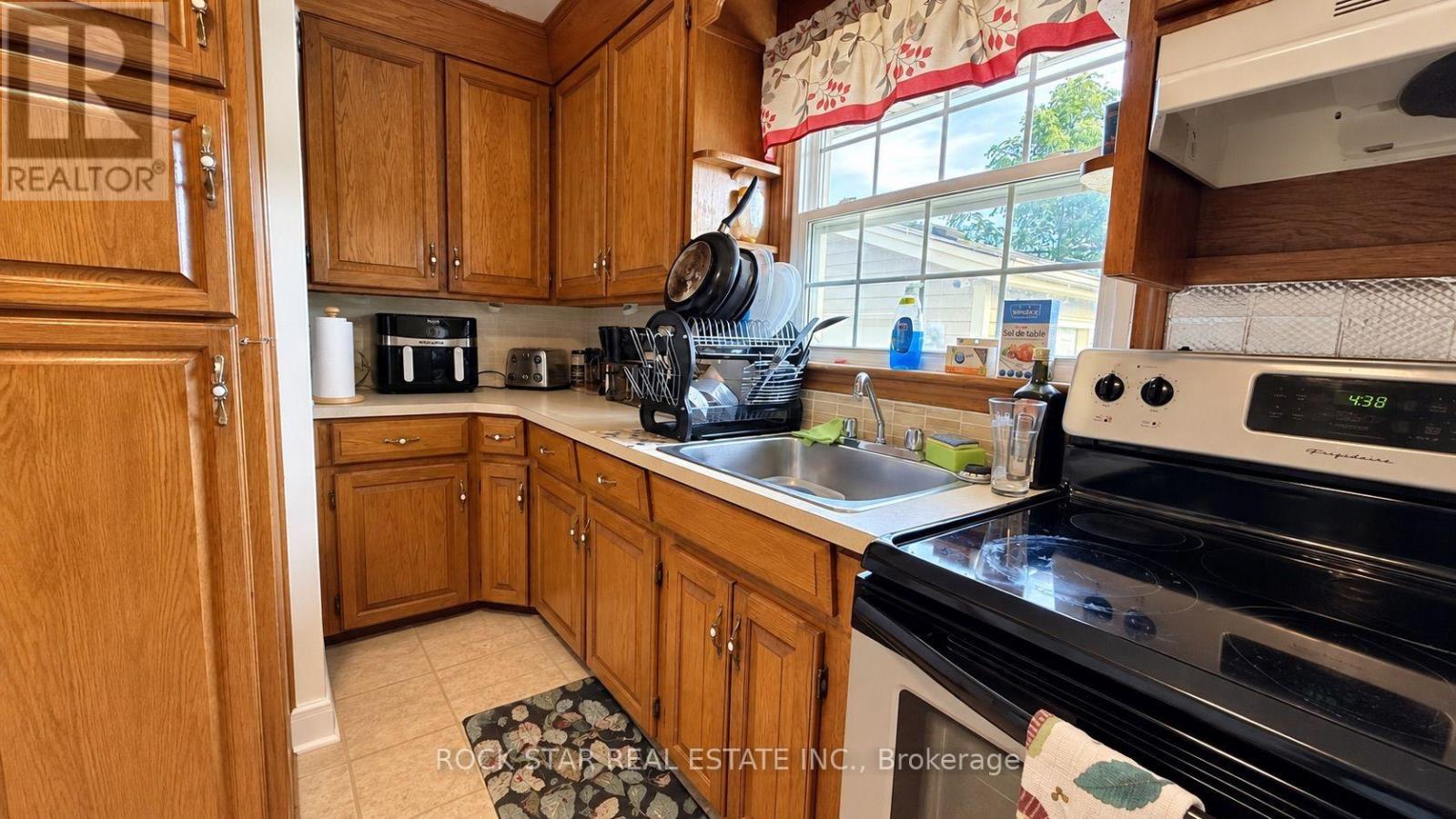 12 ROSELAND AVENUE, St. Catharines (Carlton/Bunting) — photo 10