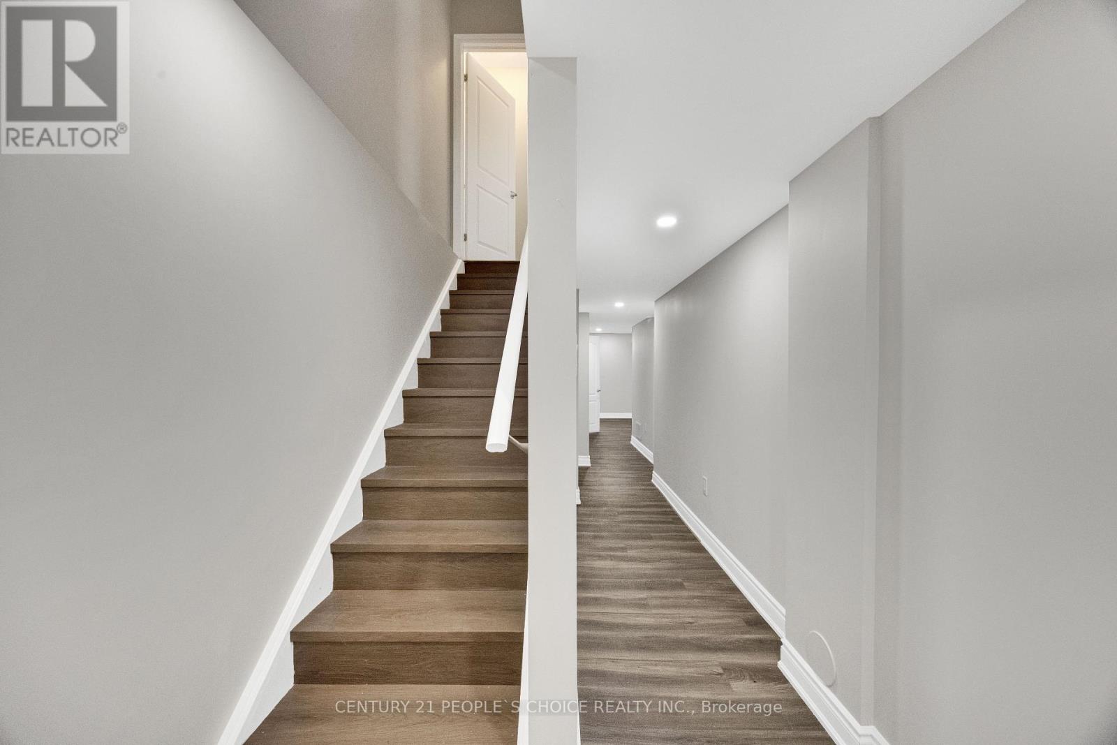 16 FLAGG AVENUE - Image 34