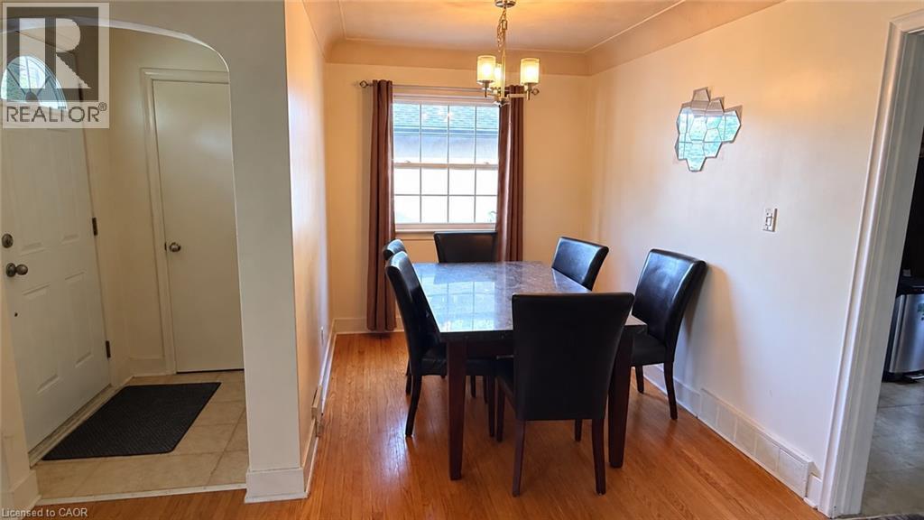 12 ROSELAND Avenue, St. Catharines — photo 7