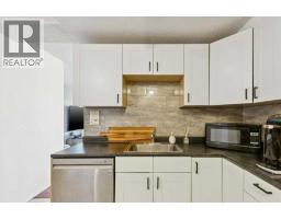 Bedroom - 306, 1113 37 Street Sw, Calgary, AB T3C1S5 Photo 7