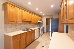 10 55 Bairdmore Boulevard, Winnipeg, MB R3T5Y9 Photo 12