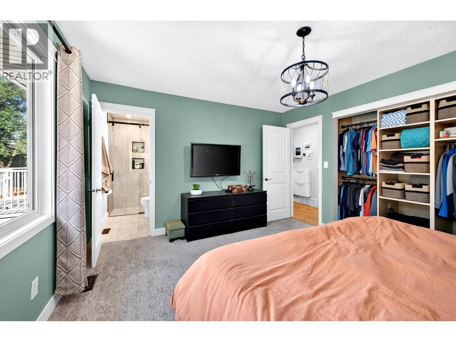 313 Mary Place - Image 25