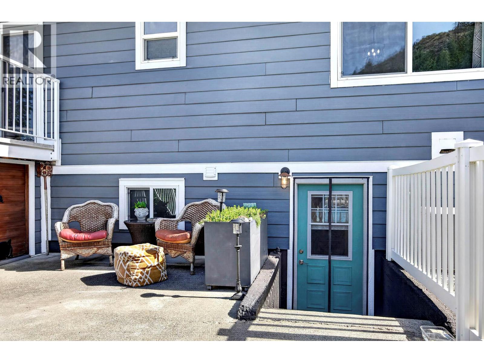313 Mary Place - 47