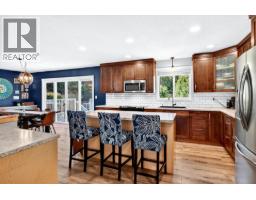 Kitchen - 313 Mary Place, Kamloops, BC V2C4Y5 Photo 16