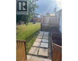 9904 107 Street, High Level, AB T0H1Z0 Photo 15