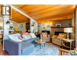 376 Mallory Beach Road, South Bruce Peninsula, ON N0H2T0 Photo 12