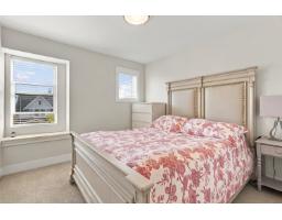 16475 21a Avenue, Surrey, BC V3Z0V5 Photo 15