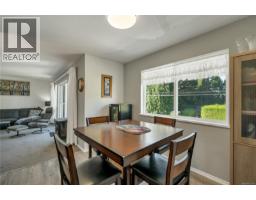 825 Pinecrest Rd, Campbell River, BC V9W7N2 Photo 15