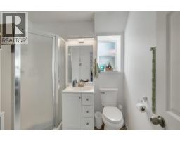 825 Pinecrest Rd, Campbell River, BC V9W7N2 Photo 43