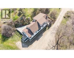 10091 6 Highway, Coldstream, BC V1B3B6 Photo 32