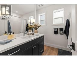 101 Diamond Way, Vernon, BC V1H0A2 Photo 48