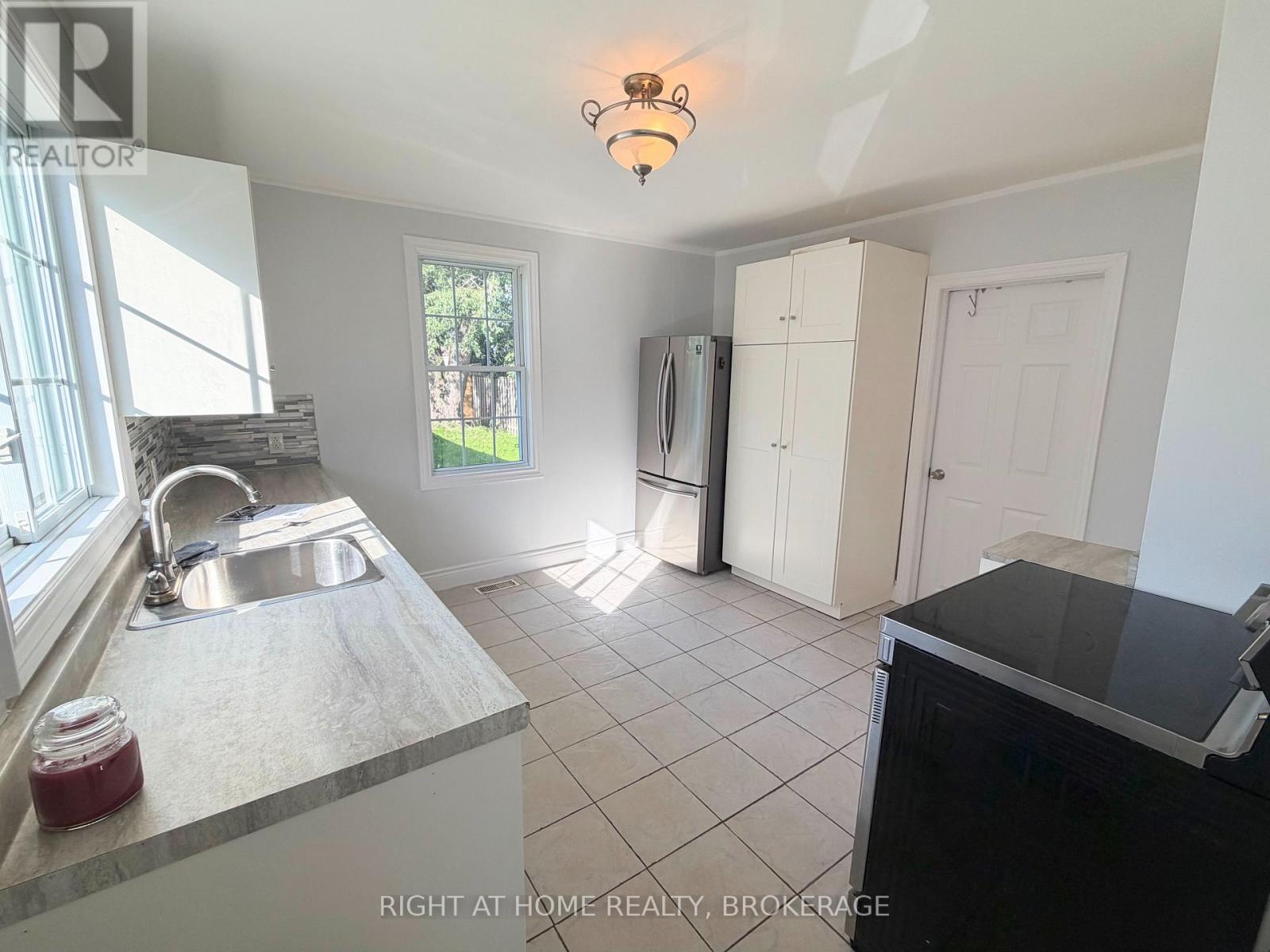 44 CUMMING STREET, St. Catharines (Western Hill) — photo 7