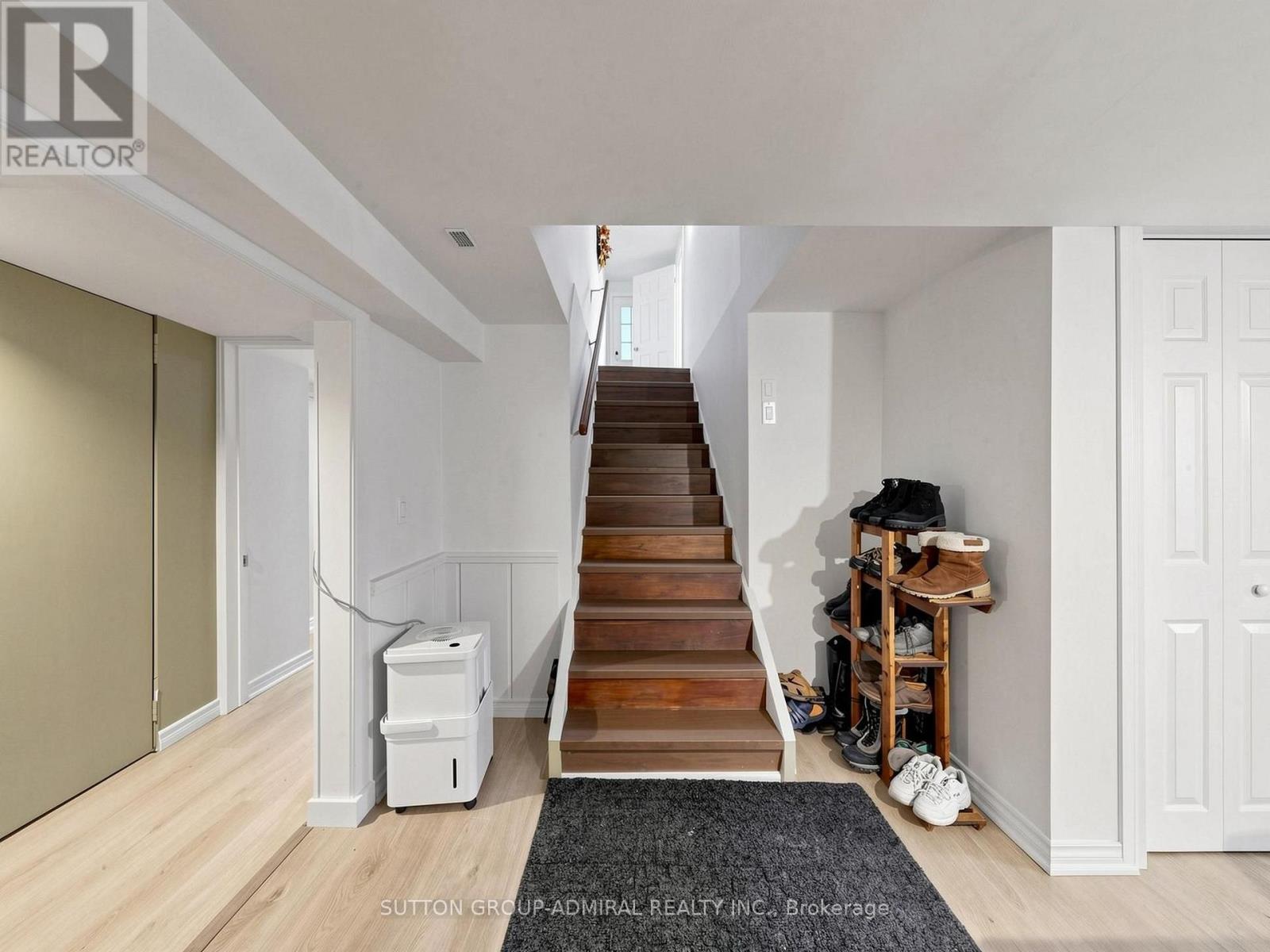 4631 AURORA ROAD - 19