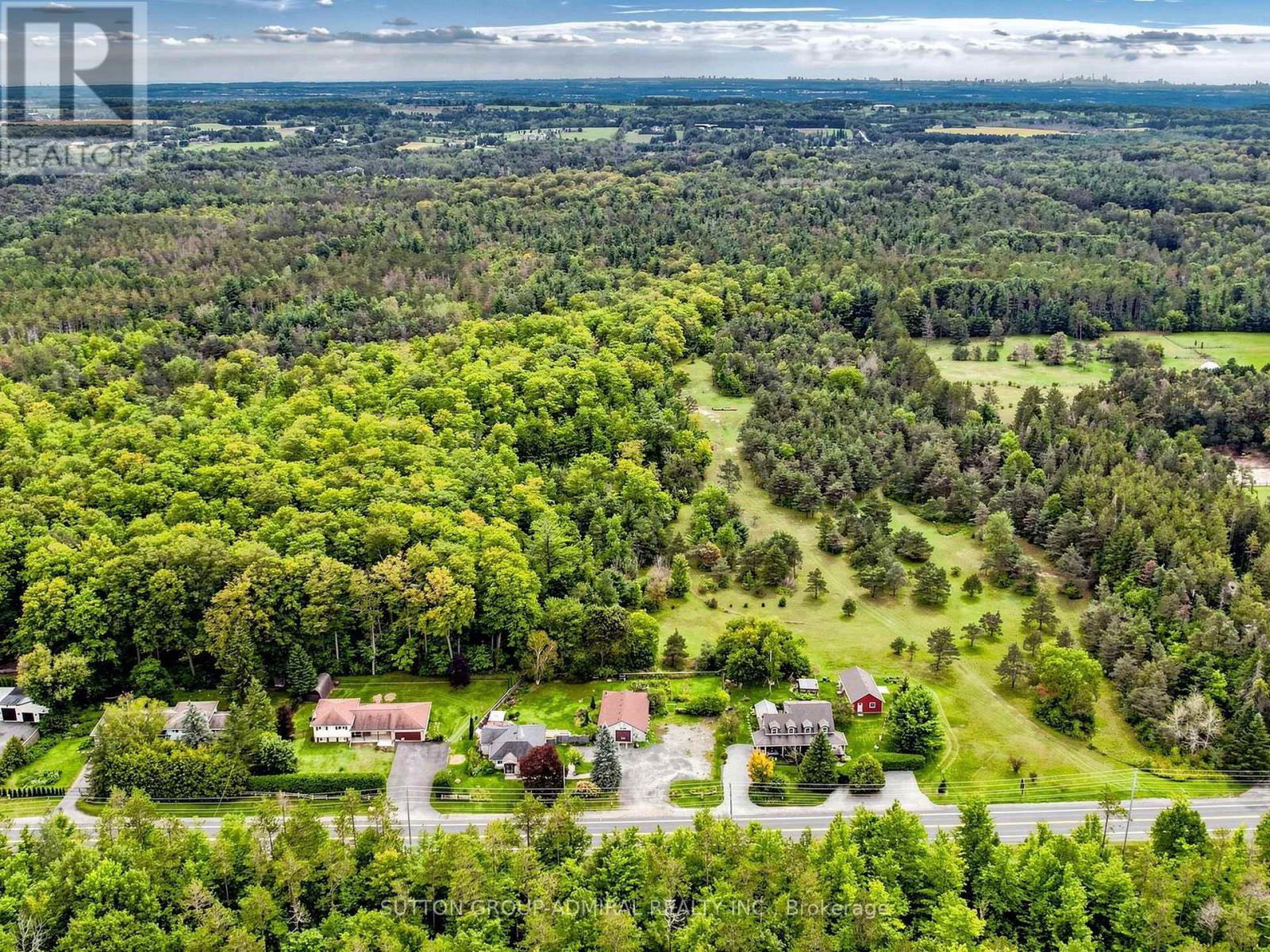 4631 AURORA ROAD - 42