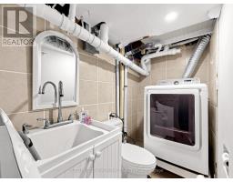 4631 Aurora Road, Whitchurch Stouffville, ON L4A7X4 Photo 25