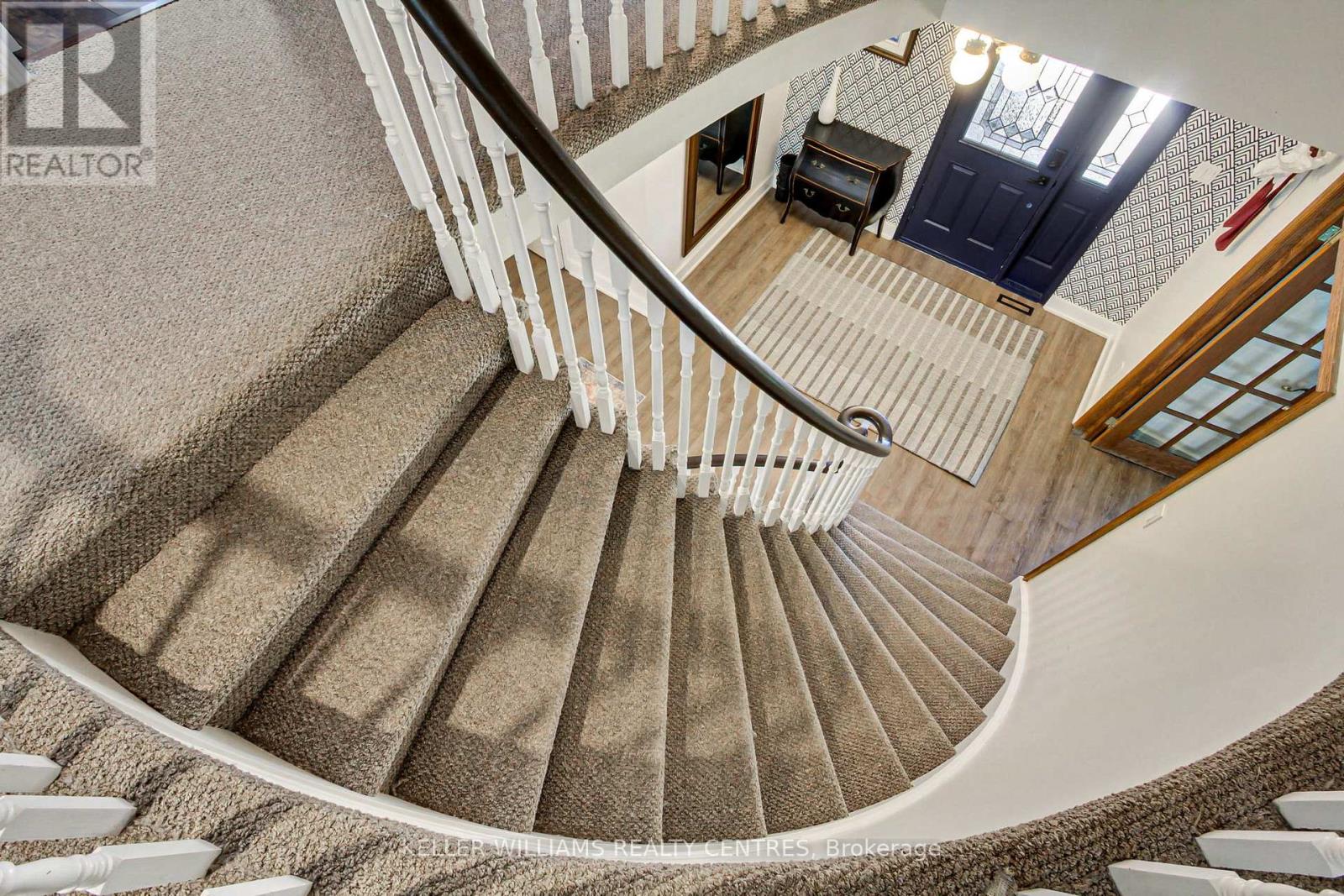 204 CROSSLAND GATE - 21