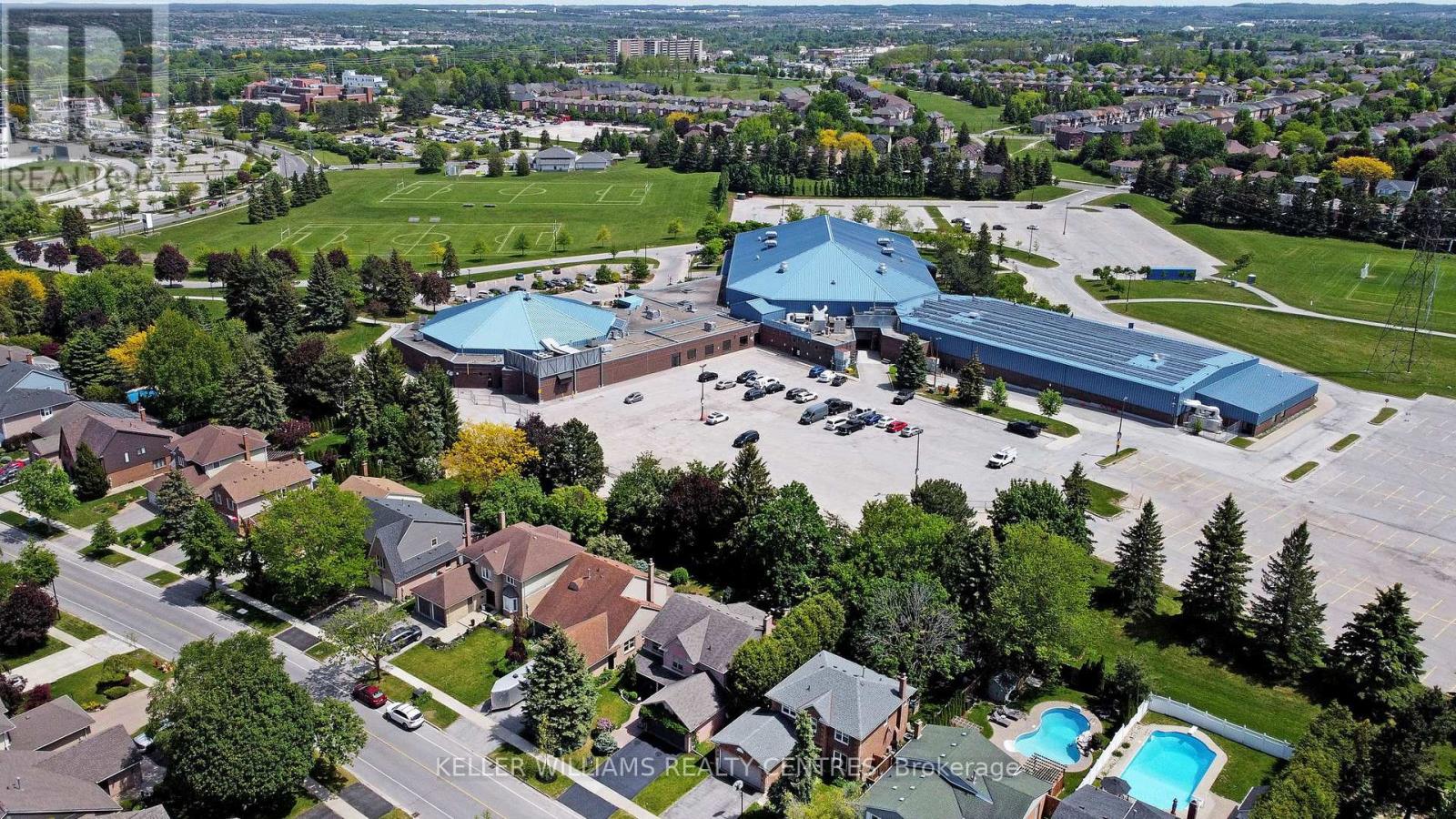 204 CROSSLAND GATE - 42