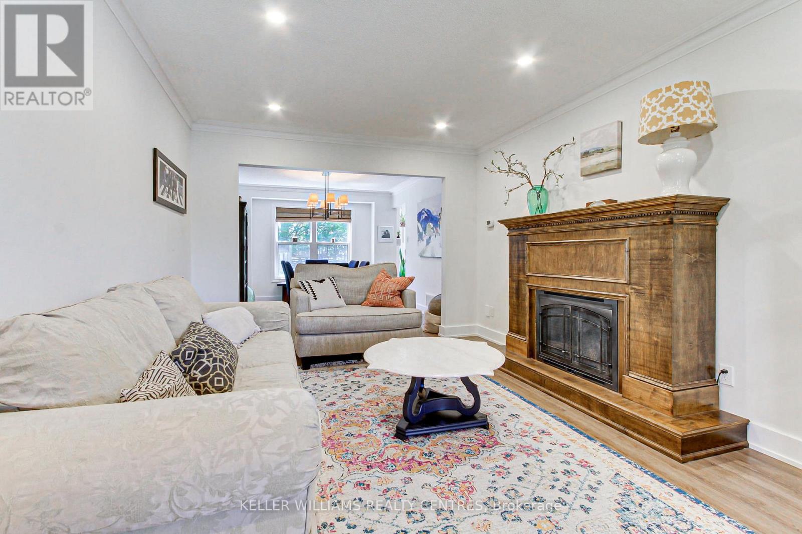 204 CROSSLAND GATE - 8