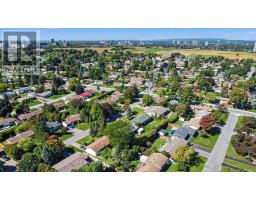 7 Attwood Crescent, Ottawa, ON K2E5B1 Photo 34
