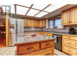 Den - 41564 Byers Street, Central Huron, ON M0M1L0 Photo 10