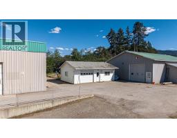 Bedroom - 10003 6 Highway, Coldstream, BC V1B3B6 Photo 8