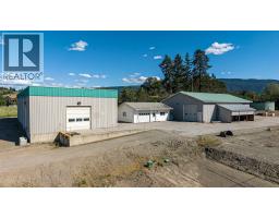 Bedroom - 10003 6 Highway, Coldstream, BC V1B3B6 Photo 6