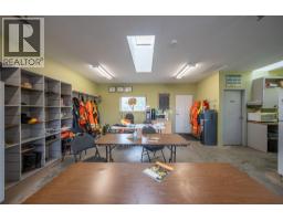 10003 6 Highway, Coldstream, BC V1B3B6 Photo 21