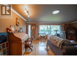 10003 6 Highway, Coldstream, BC V1B3B6 Photo 31