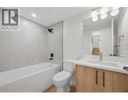 1387 Berkley Drive Nw, Calgary, AB T3K1T5 Photo 36