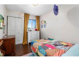 1930 104 St Nw, Edmonton, AB T6J5A7 Photo 21