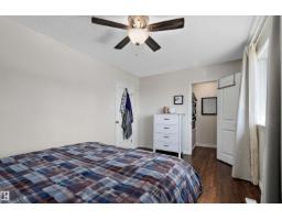 1930 104 St Nw, Edmonton, AB T6J5A7 Photo 28