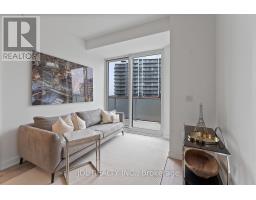 519 - 215 Lakeshore Road W, Mississauga, ON L5H0A7 Photo 18