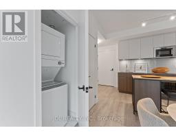 519 - 215 Lakeshore Road W, Mississauga, ON L5H0A7 Photo 35