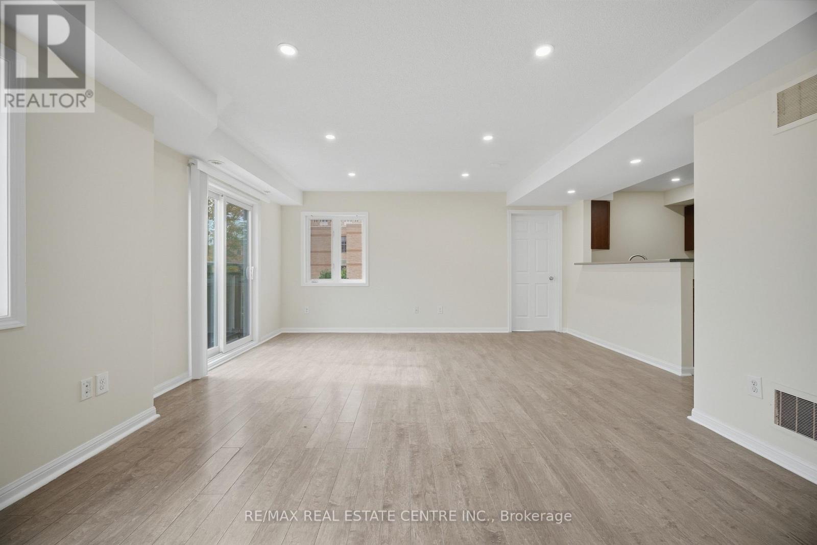 104 - 2891 RIO COURT, Mississauga (Central Erin Mills) — photo 5