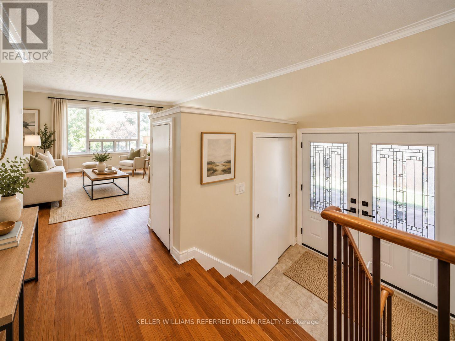 16 CARSBROOKE ROAD, Toronto (Etobicoke West Mall) — photo 9