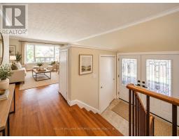 16 Carsbrooke Road, Toronto, ON M9C3C1 Photo 9