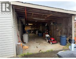 Entrance - 2680 Kingcome Pl, Port Mcneill, BC V0N2R0 Photo 14
