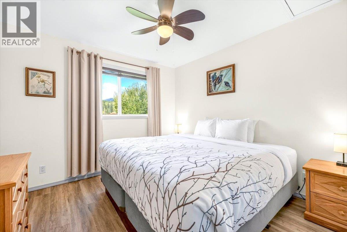 #1229 1200 Riverside Way - 16