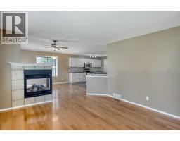22 Glensummit Close, Cochrane, AB T4C2J9 Photo 16