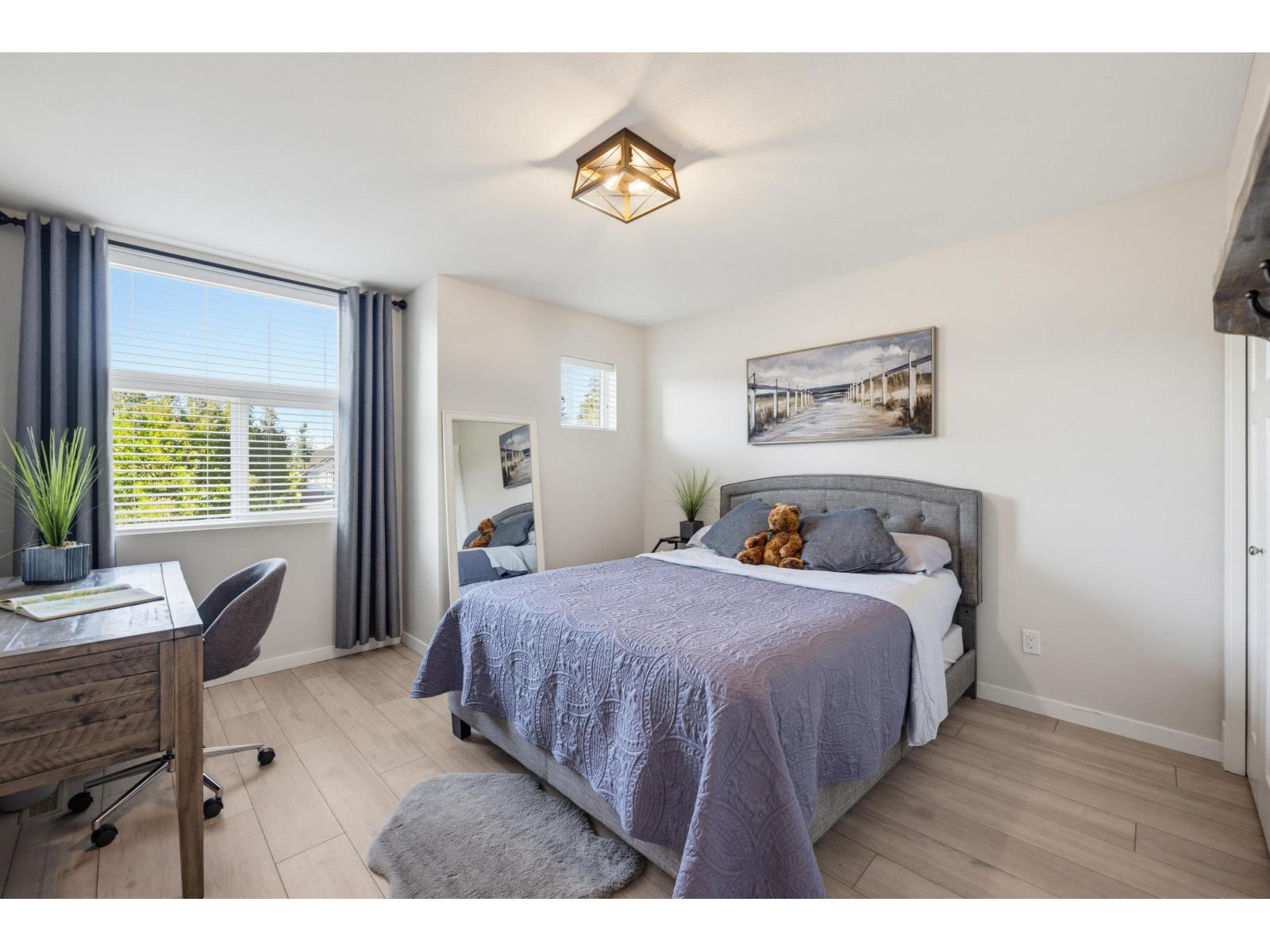 27515 27A AVENUE, Langley
