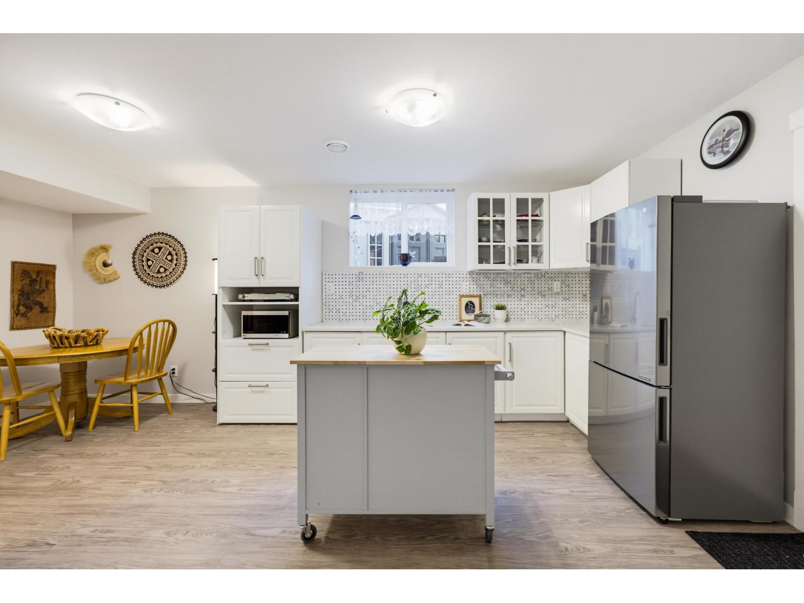 27515 27A AVENUE, Langley