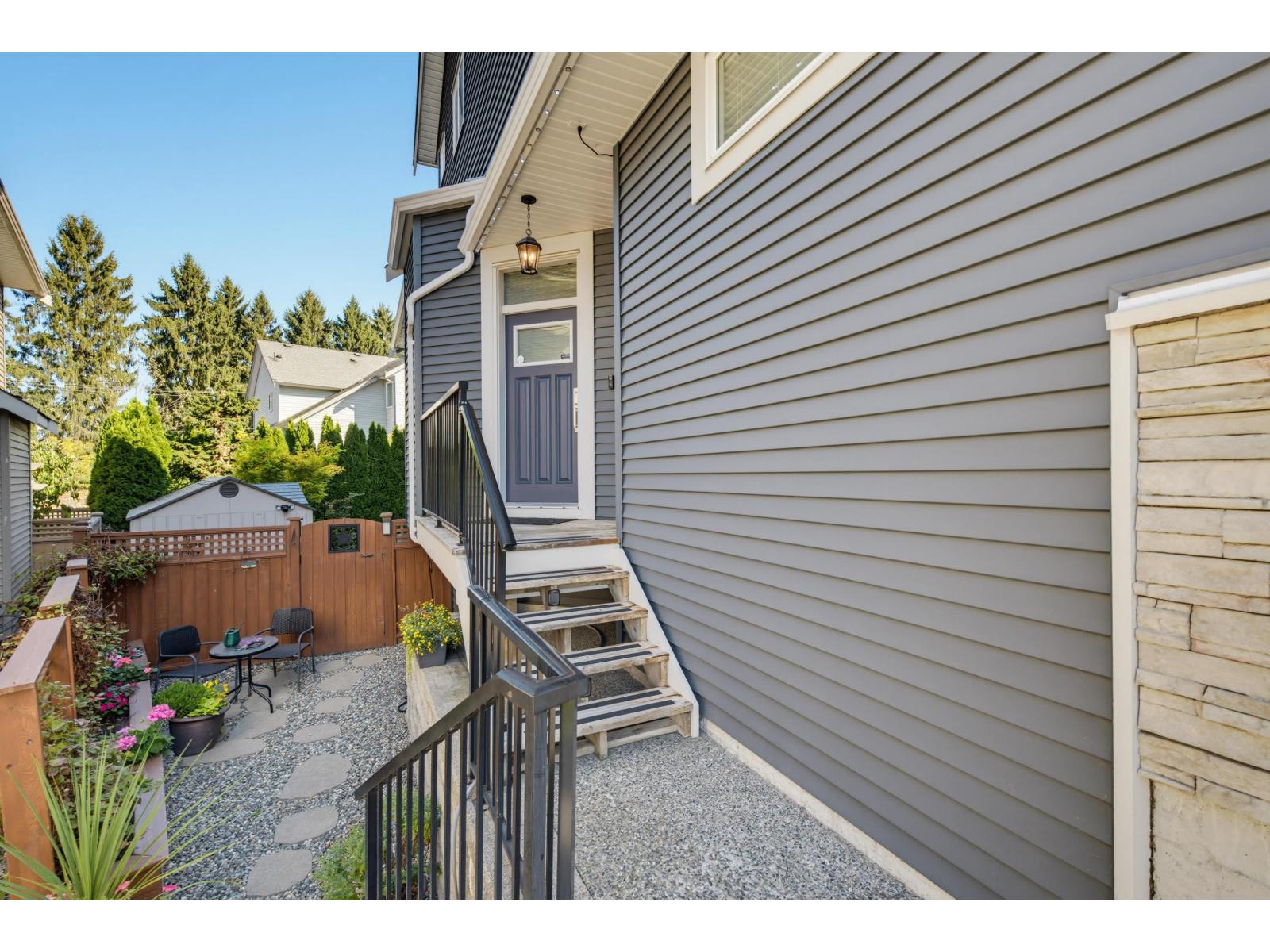 27515 27A AVENUE, Langley