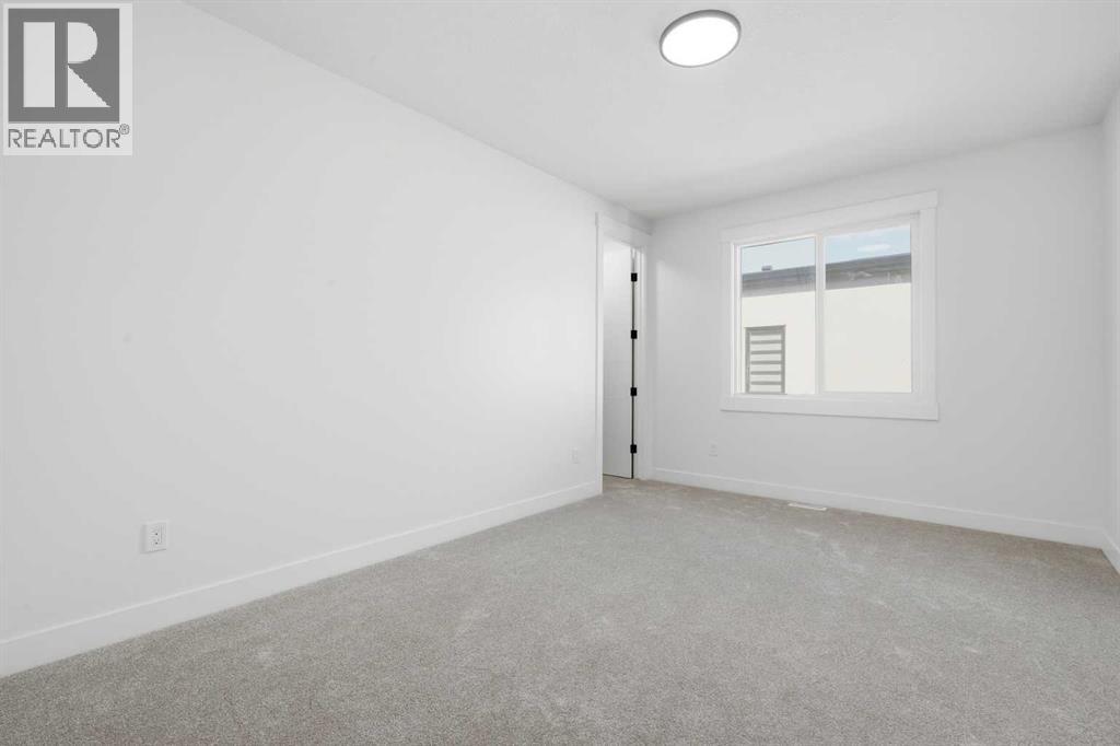 15 WATERCREST Gate - 32