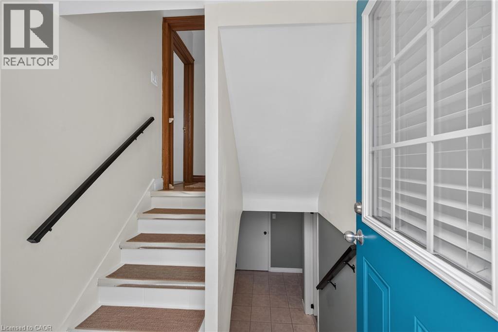 25 WOODBRIDGE Road - Image 30