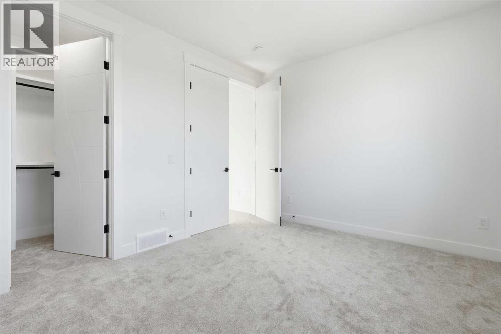 15 WATERCREST Gate - 40